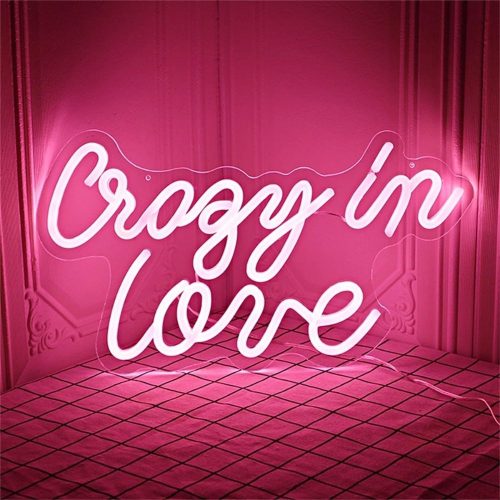 Wanxing Egyedi "Crazy In Love" Feliratú LED Neon Világítás 42x24cm